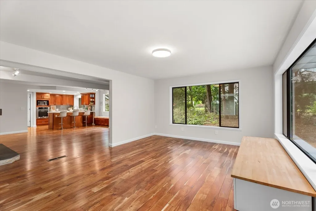 510 239th Avenue NE Sammamish WA 98074