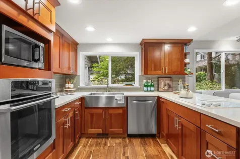 510 239th Avenue NE Sammamish WA 98074