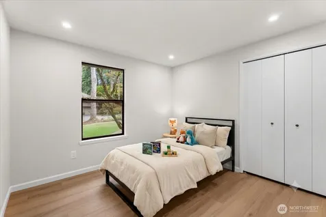 510 239th Avenue NE Sammamish WA 98074