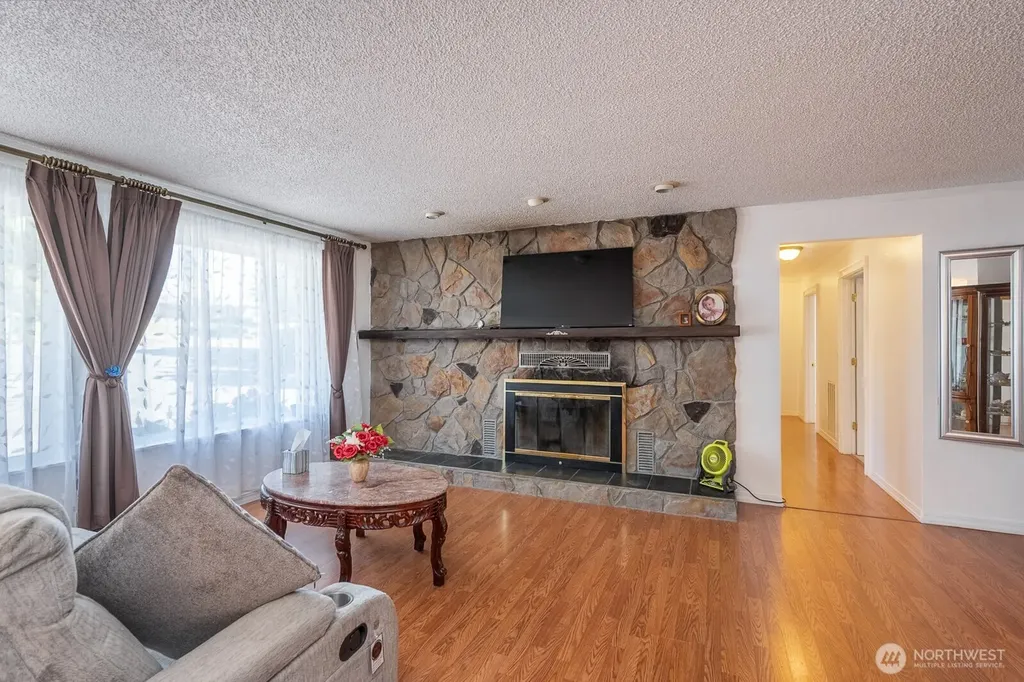 5255 NW Painted Hills Drive Ephrata WA 98823