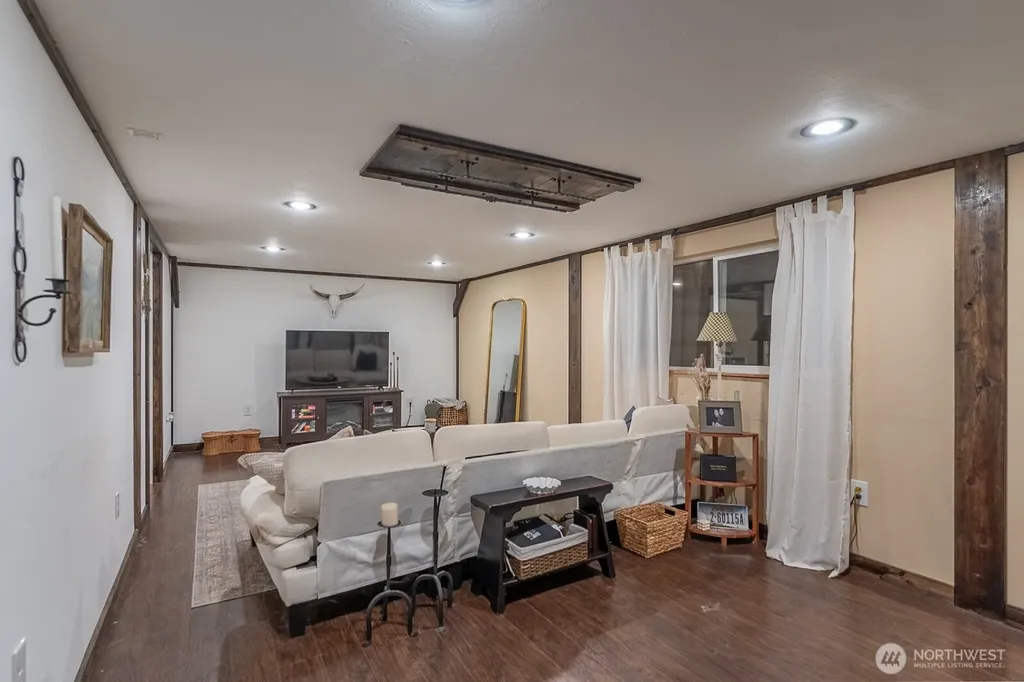5255 NW Painted Hills Drive Ephrata WA 98823
