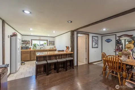 5255 NW Painted Hills Drive Ephrata WA 98823