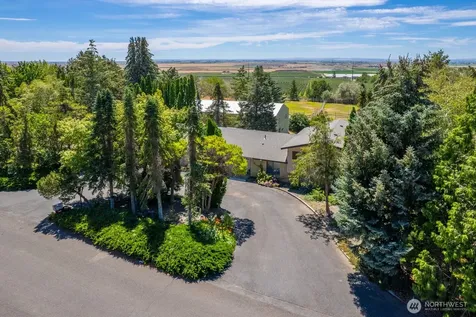 5255 NW Painted Hills Drive Ephrata WA 98823