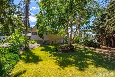 5255 NW Painted Hills Drive Ephrata WA 98823