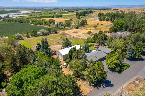 5255 NW Painted Hills Drive Ephrata WA 98823