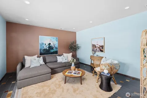 2119 Aberdeen Avenue NE Renton WA 98056
