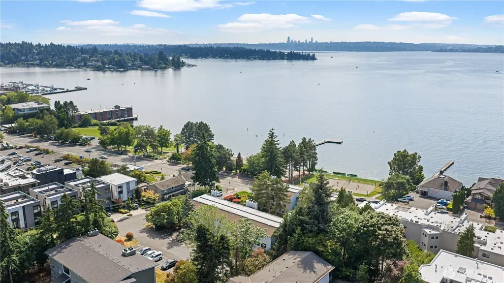 10110 NE 60th Street Kirkland WA 98033