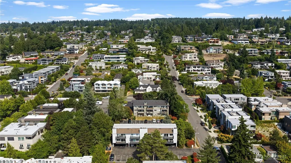 10110 NE 60th Street Kirkland WA 98033