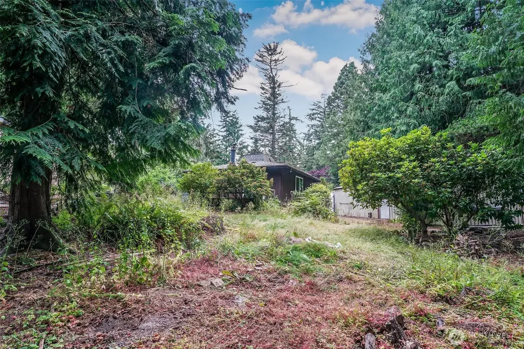 1497 Ridge Drive Camano Island WA 98282
