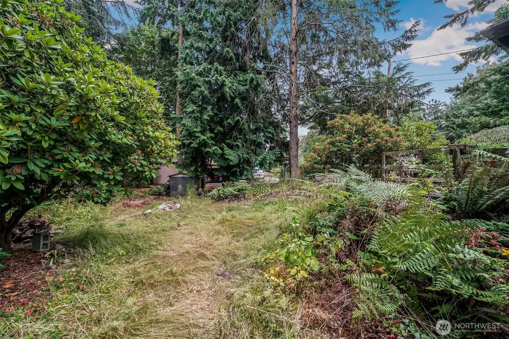 1497 Ridge Drive Camano Island WA 98282