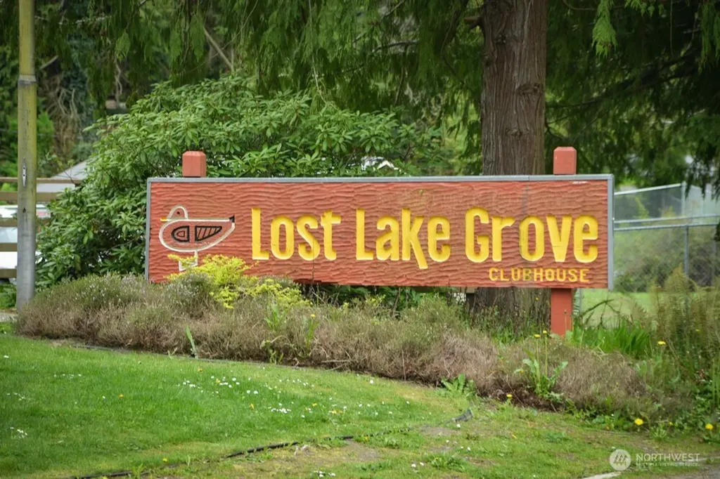 1497 Ridge Drive Camano Island WA 98282