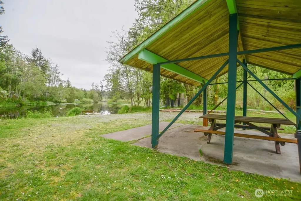 1497 Ridge Drive Camano Island WA 98282