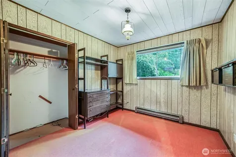 1497 Ridge Drive Camano Island WA 98282