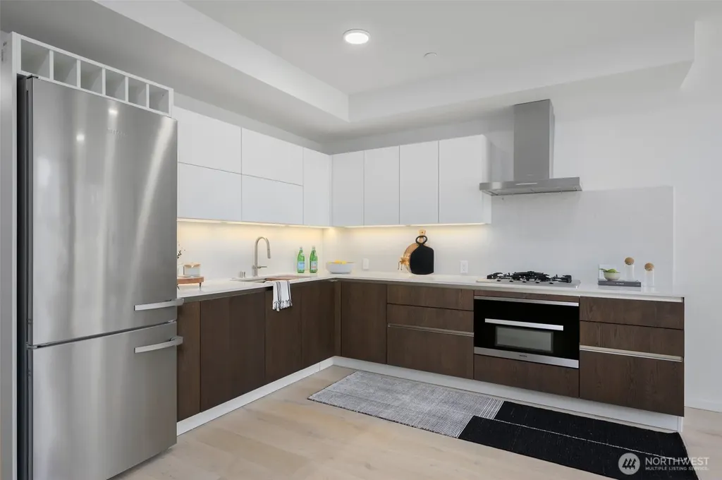 999 110th Avenue NE Bellevue WA 98004