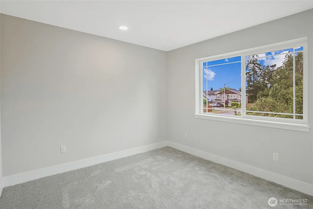 1404 E 51st Street Tacoma WA 98404