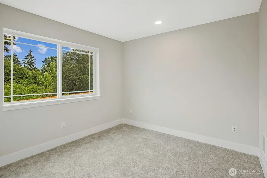1404 E 51st Street Tacoma WA 98404