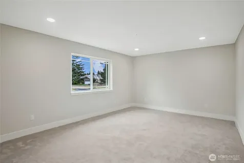 1404 E 51st Street Tacoma WA 98404