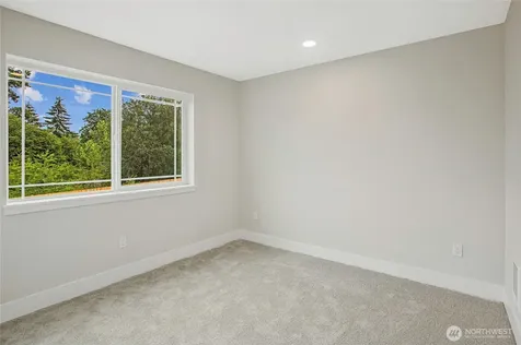1404 E 51st Street Tacoma WA 98404
