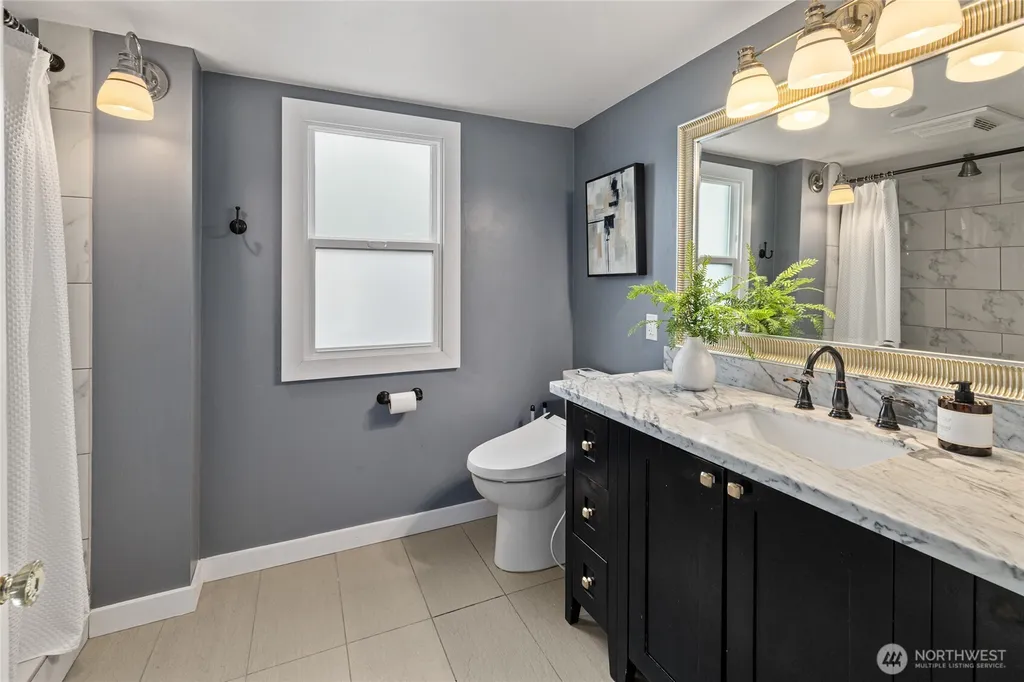 6759 41st Avenue SW Seattle WA 98136