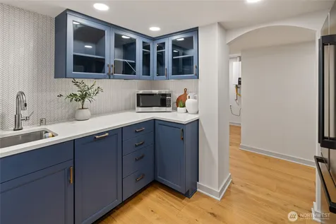 6759 41st Avenue SW Seattle WA 98136