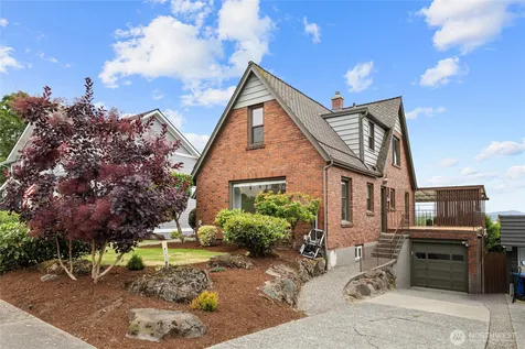 6759 41st Avenue SW Seattle WA 98136
