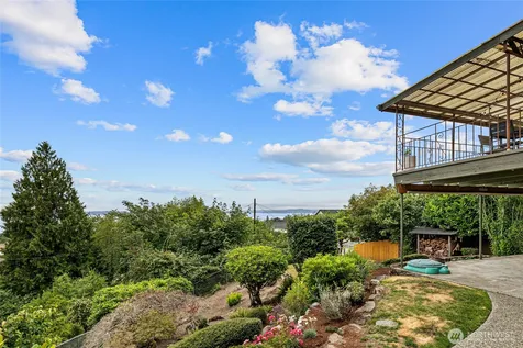6759 41st Avenue SW Seattle WA 98136