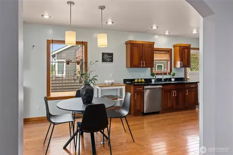6759 41st Avenue SW Seattle WA 98136