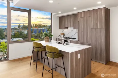 10232 NE 10th Street Bellevue WA 98004