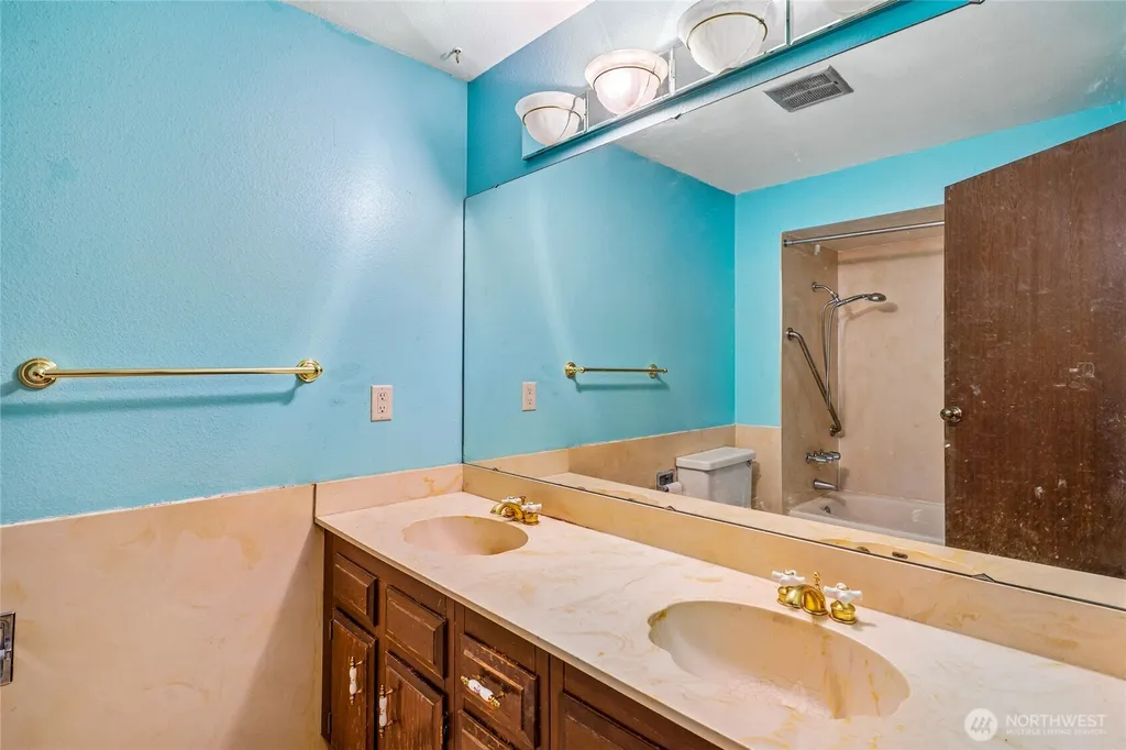 5420 233rd Place SE Bothell WA 98021