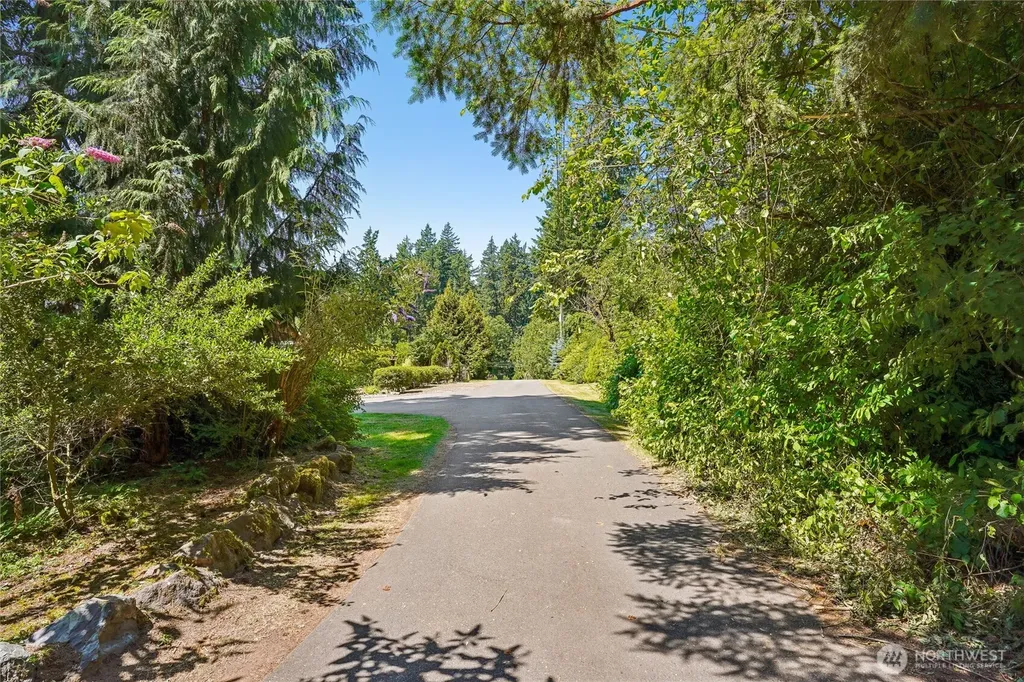 5420 233rd Place SE Bothell WA 98021