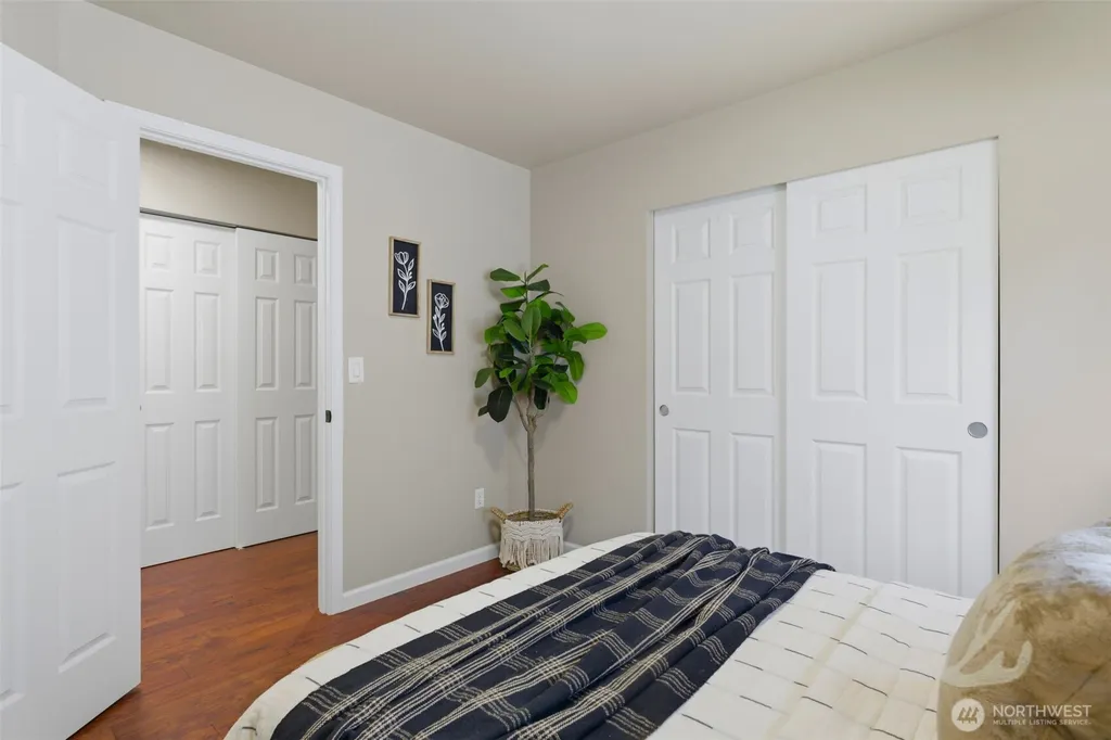 19215 25th Avenue SE Bothell WA 98012