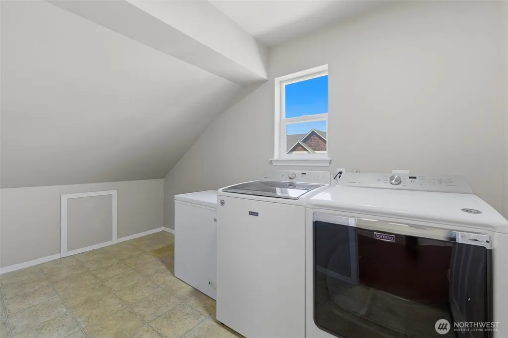 19215 25th Avenue SE Bothell WA 98012