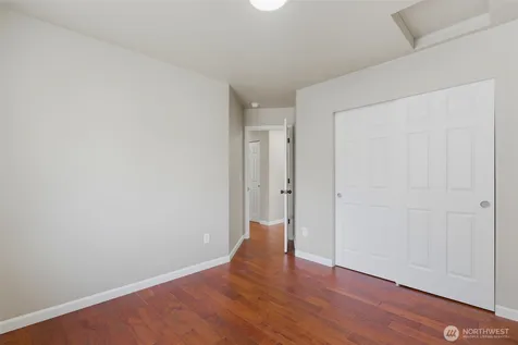 19215 25th Avenue SE Bothell WA 98012