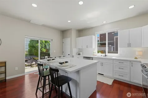 19215 25th Avenue SE Bothell WA 98012