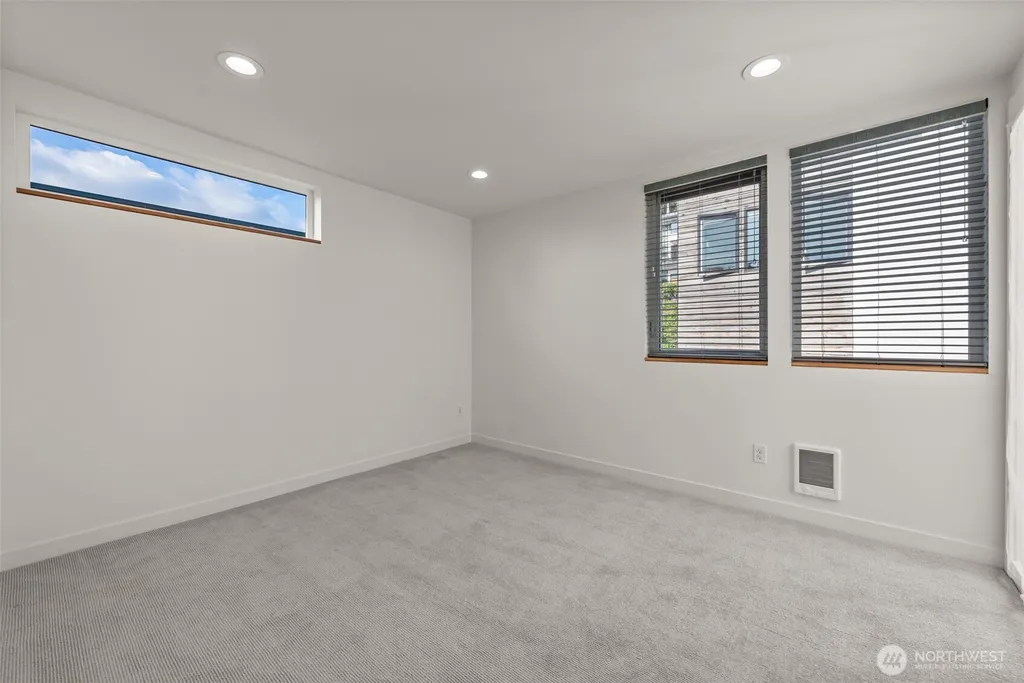 2043 13th Avenue W Seattle WA 98119