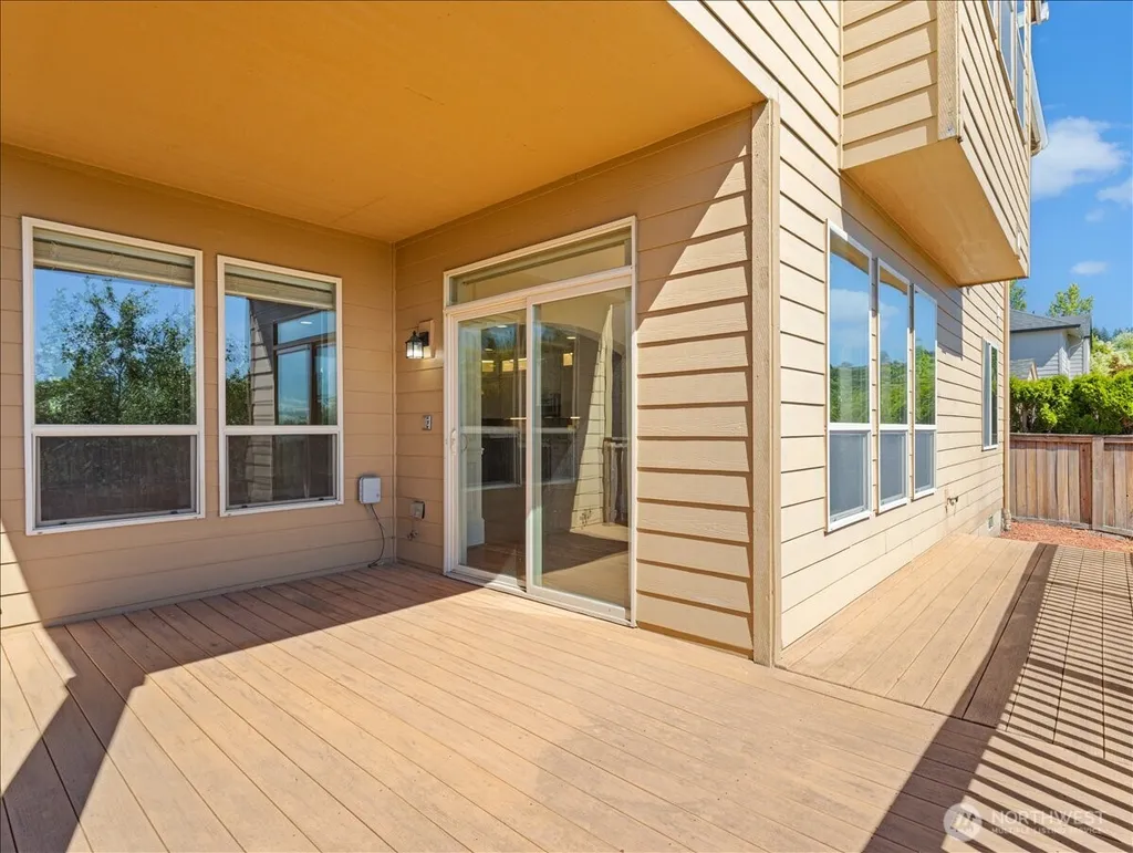 4229 NW Grass Valley Court Camas WA 98607