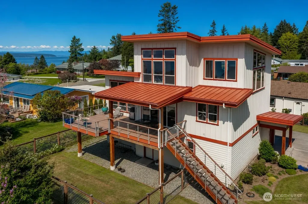 8285 Sunset Street Blaine WA 98230