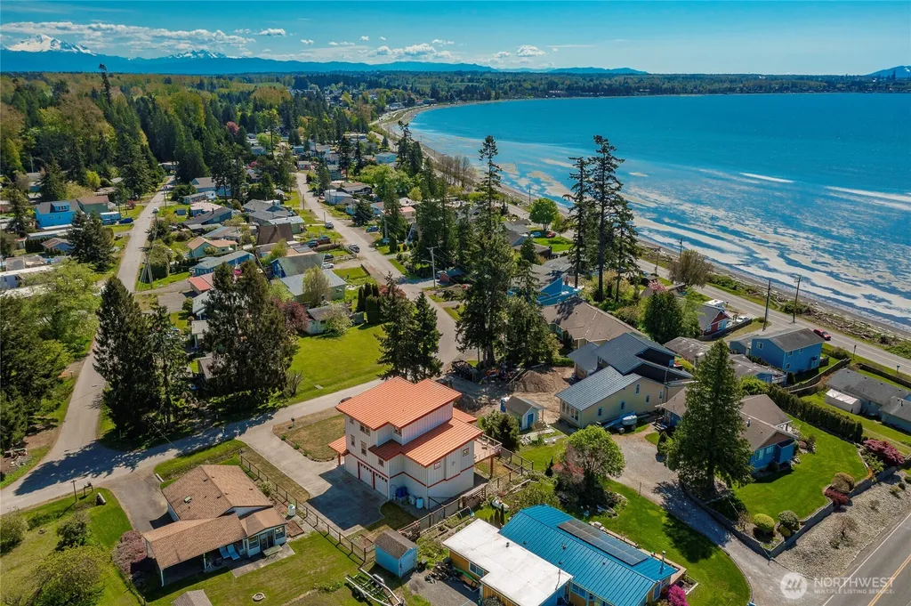 8285 Sunset Street Blaine WA 98230