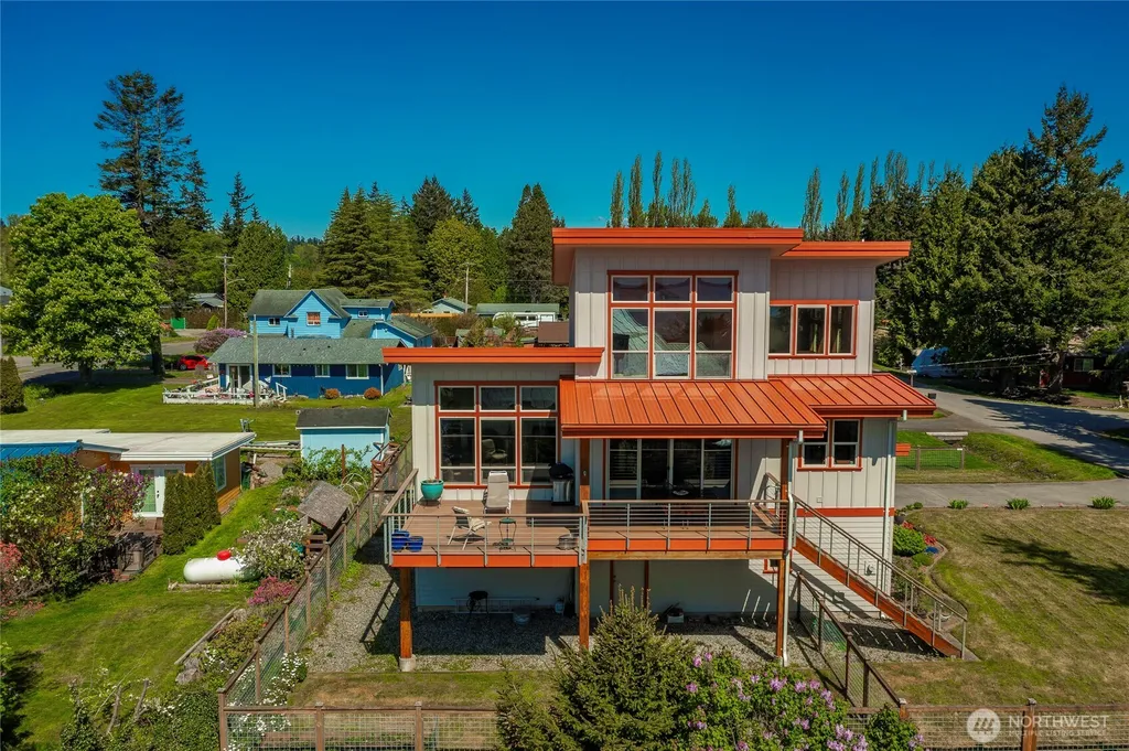 8285 Sunset Street Blaine WA 98230