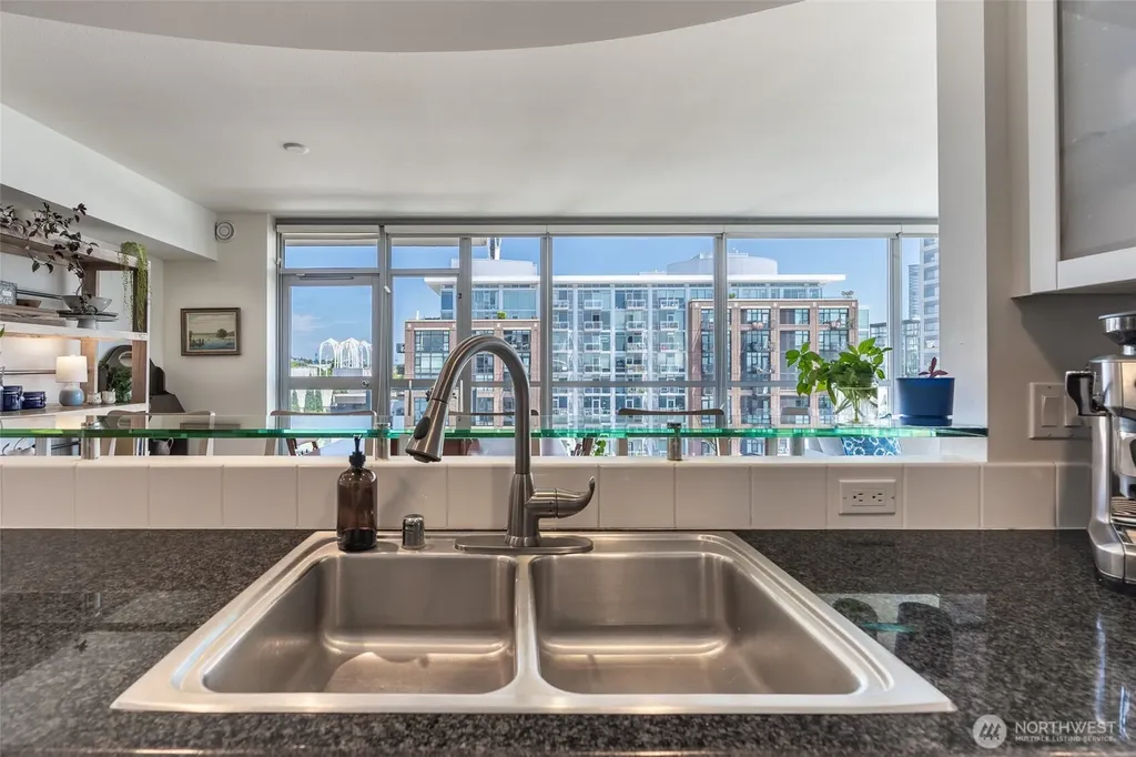 2929 1st Avenue Seattle WA 98121
