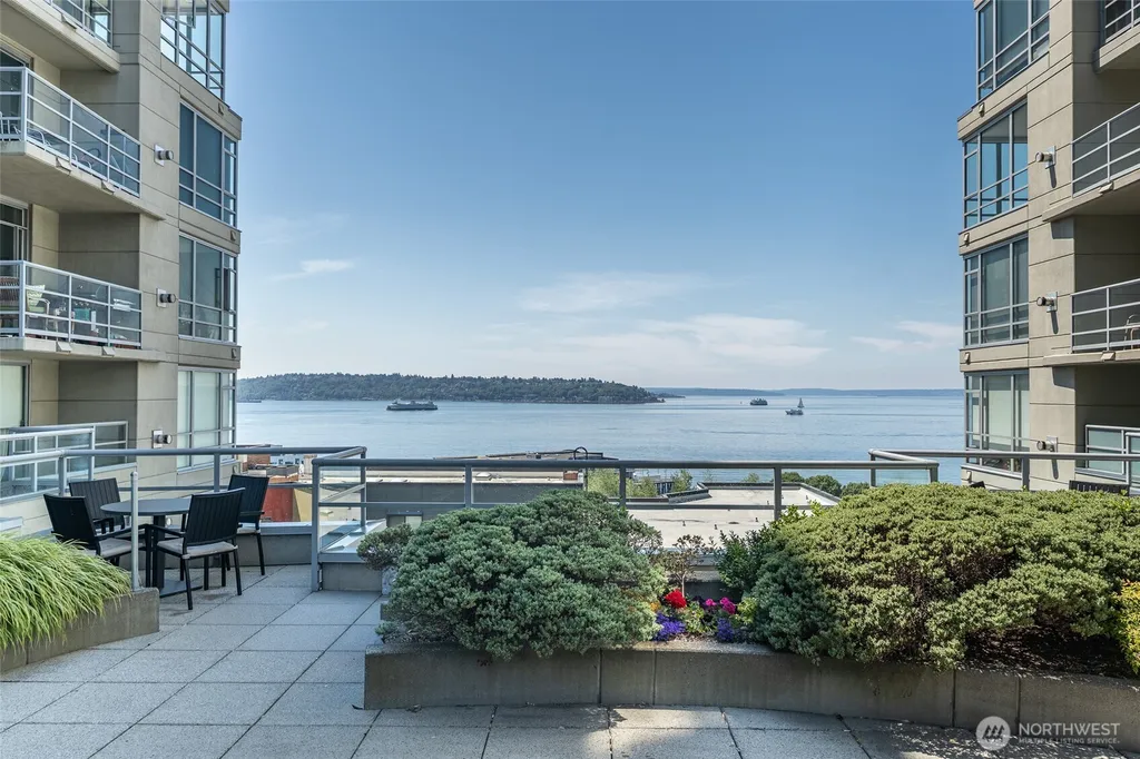2929 1st Avenue Seattle WA 98121