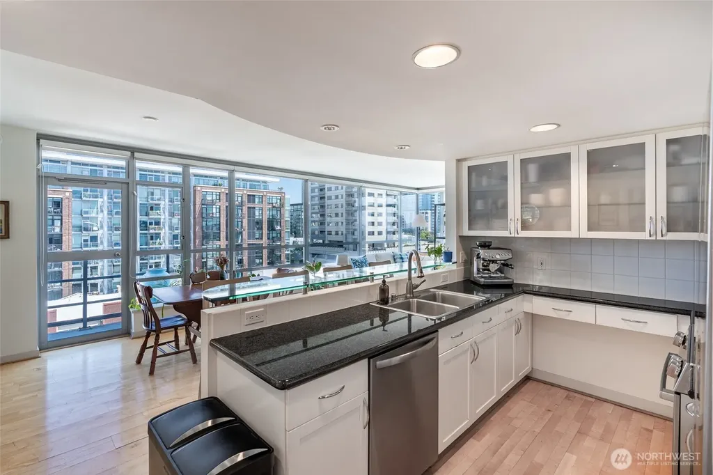2929 1st Avenue Seattle WA 98121
