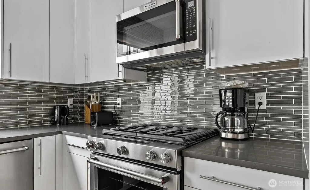 210 20th Avenue S Seattle WA 98144