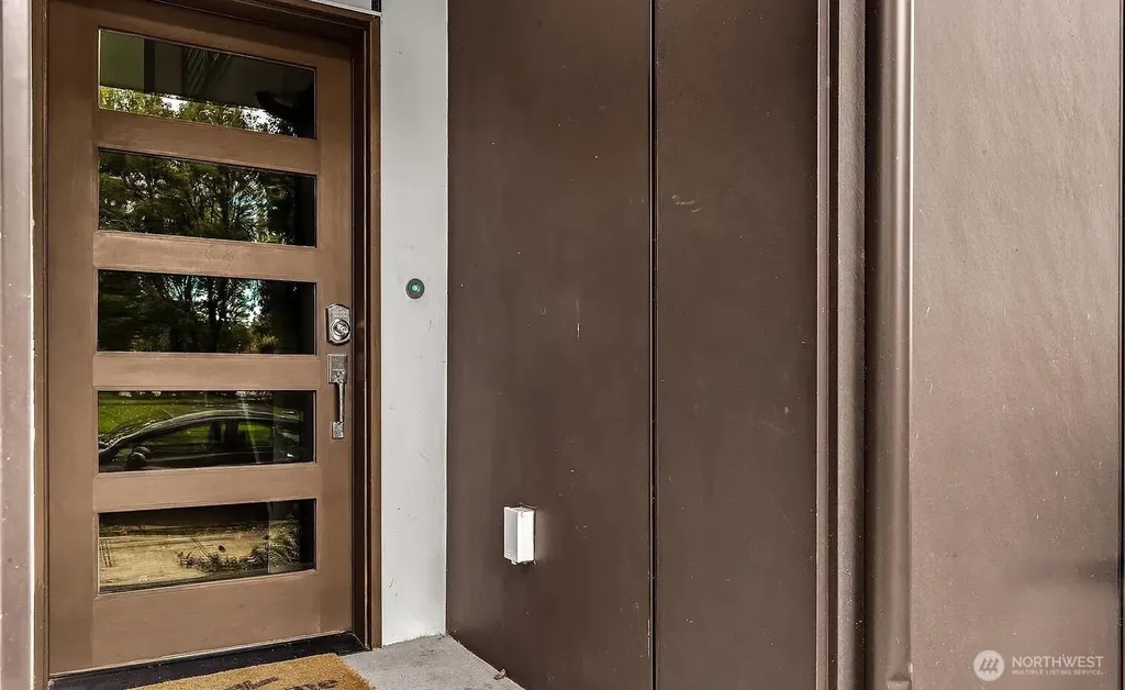 210 20th Avenue S Seattle WA 98144