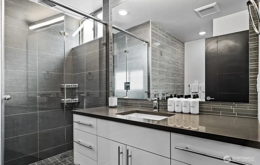210 20th Avenue S Seattle WA 98144