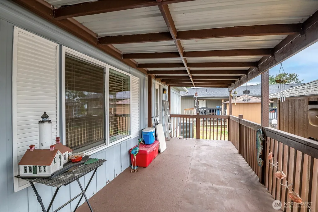210 37th Street SE Auburn WA 98002