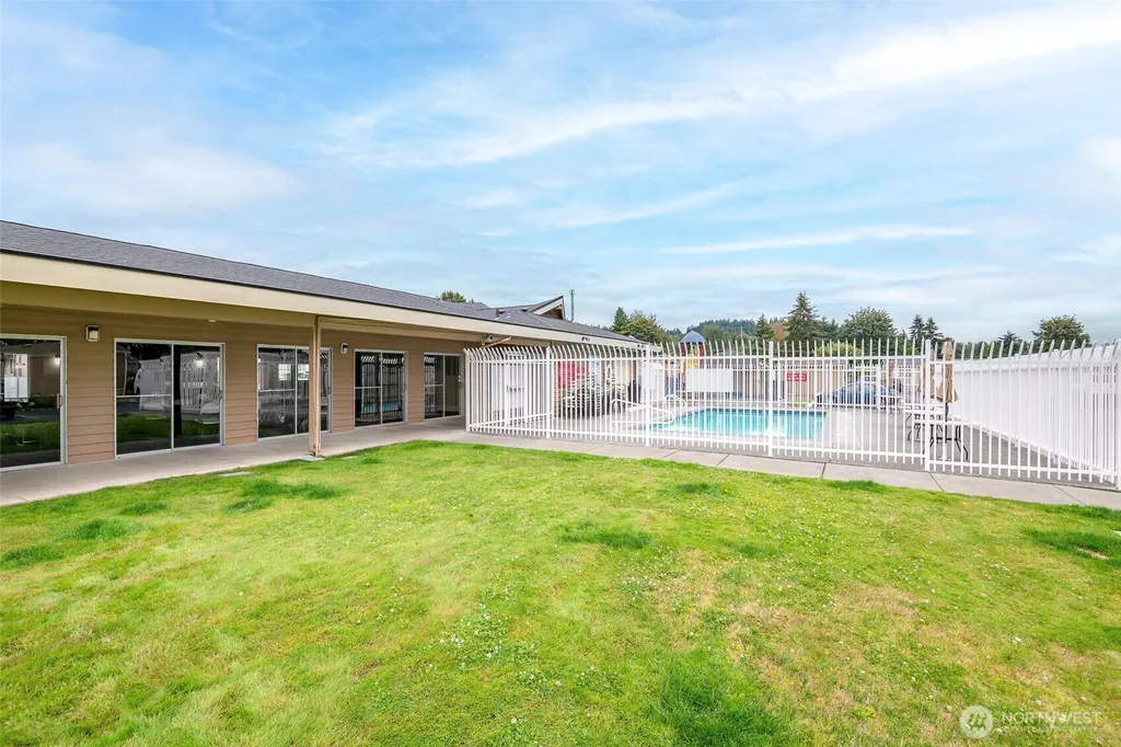 210 37th Street SE Auburn WA 98002