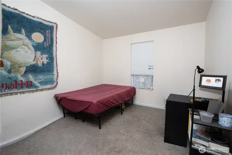1402 103rd Street E Tacoma WA 98445