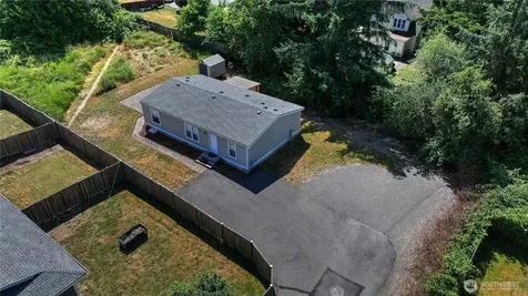 1402 103rd Street E Tacoma WA 98445