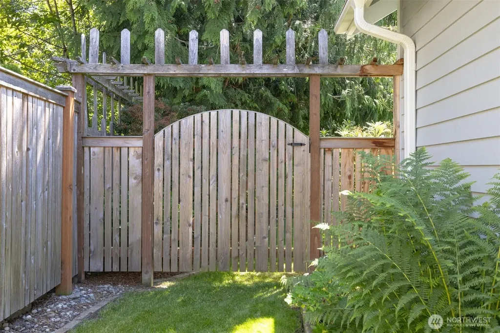 3128 Tanglewood Lane Bellingham WA 98226